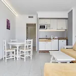 Invisa Casa Luis Lägenhetshotell Santa Eularia des Riu