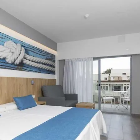 Invisa Aparthotel Casa Luis Santa Eulària des Riu