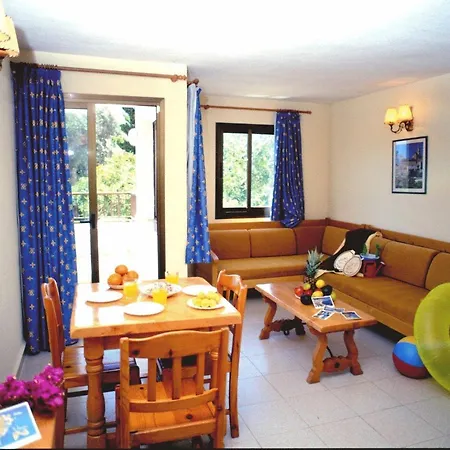 Invisa Aparthotel Casa Luis Aparthotel Santa Eulària des Riu