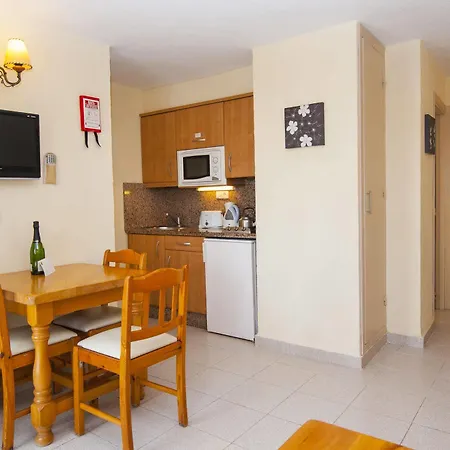 Casa Luis Aparthotel Santa Eularia des Riu