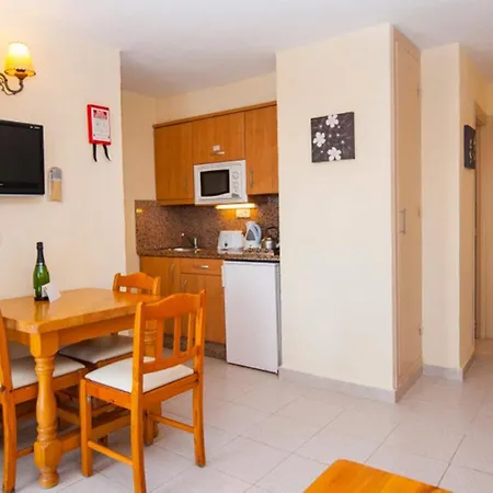 Invisa Aparthotel Casa Luis Aparthotel Santa Eulària des Riu