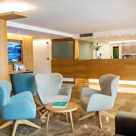 Casa Luis Aparthotel Santa Eularia des Riu