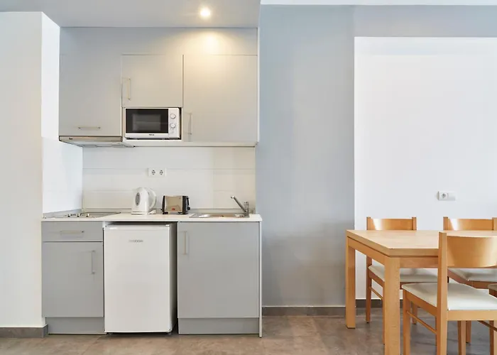 Invisa Casa Luis Apart-hotel 4*