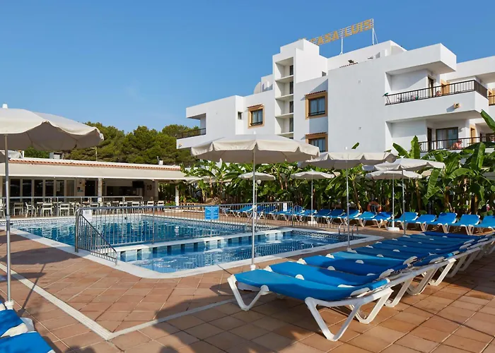 Ξενοδοχείο με διαμερίσματα Invisa Casa Luis 4*