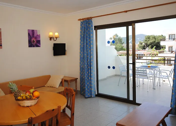 Apart-hotel Invisa Casa Luis