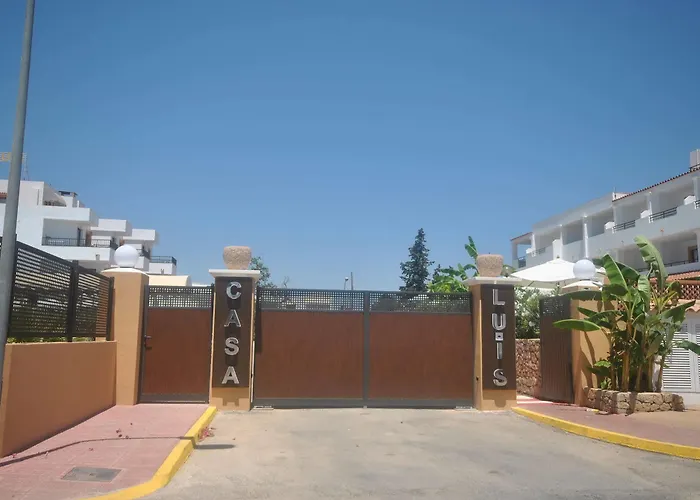 Ξενοδοχείο με διαμερίσματα Invisa Casa Luis