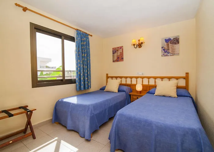 Ξενοδοχείο με διαμερίσματα Invisa Casa Luis