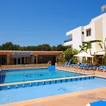 Invisa Casa Luis Aparthotel