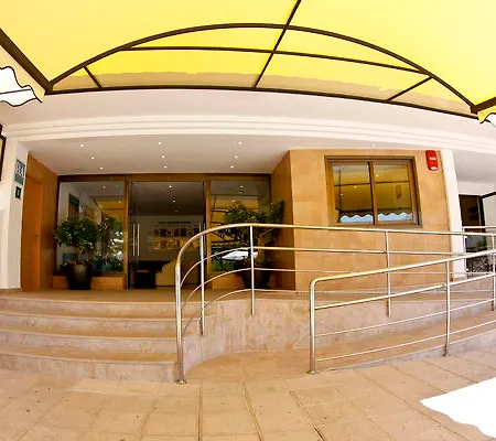 Invisa Casa Luis 4*