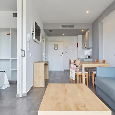 Invisa Casa Luis Ξενοδοχείο με διαμερίσματα 4*
