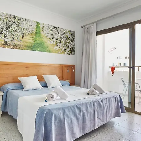 Invisa Casa Luis Ξενοδοχείο με διαμερίσματα 4*