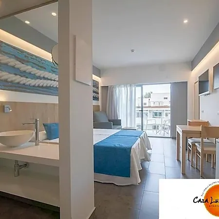 Ξενοδοχείο με διαμερίσματα Invisa Casa Luis Santa Eulària des Riu