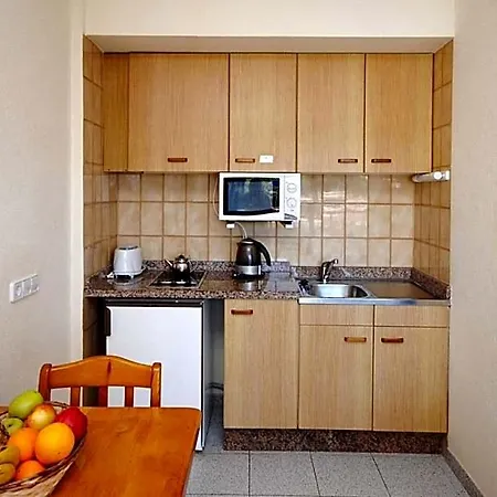 Invisa Casa Luis 4*