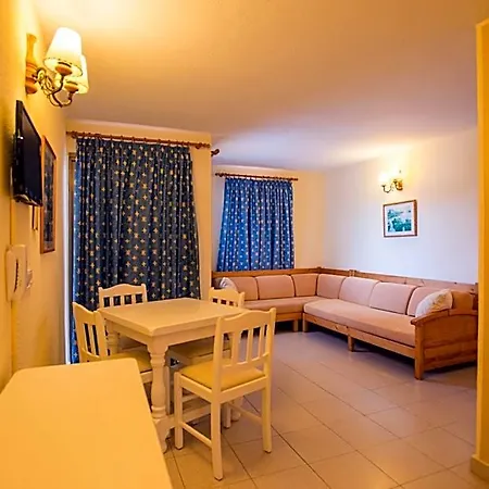 Invisa Casa Luis 4* Santa Eularia des Riu