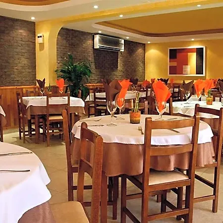 Invisa Casa Luis 4*