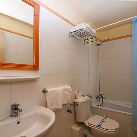 Ξενοδοχείο με διαμερίσματα Invisa Casa Luis Santa Eulària des Riu