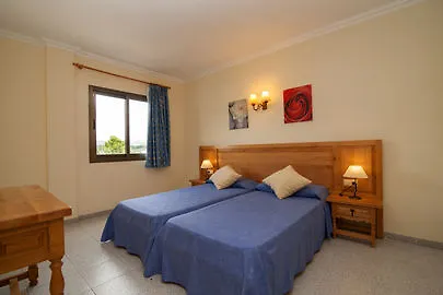 Invisa Casa Luis Santa Eularia des Riu