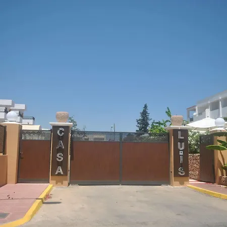 Ξενοδοχείο με διαμερίσματα Invisa Casa Luis