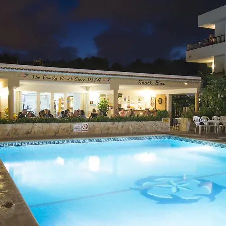 Invisa Aparthotel Casa Luis Santa Eulalia del Río