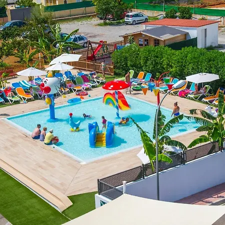 Invisa Aparthotel Casa Luis