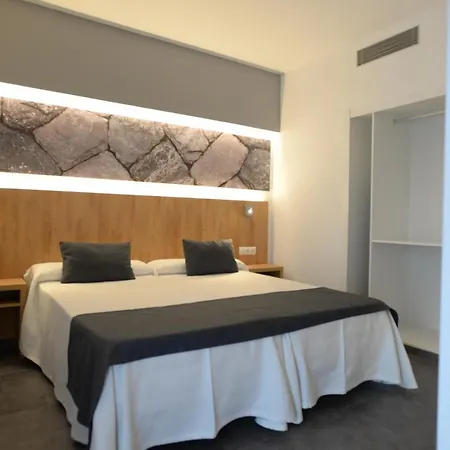 Apartahotel Invisa Aparthotel Casa Luis