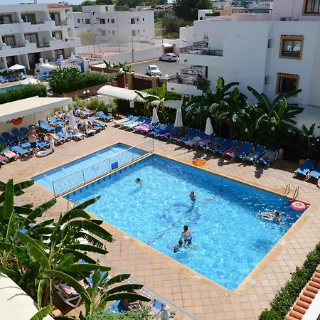 Ξενοδοχείο με διαμερίσματα Invisa Casa Luis 4*