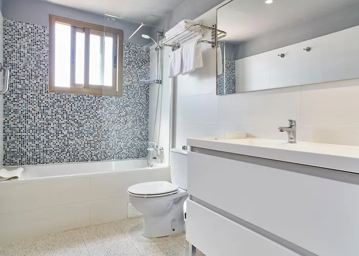 Invisa Casa Luis Santa Eularia des Riu