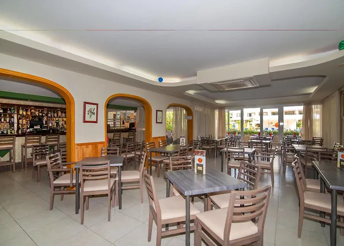 Aparthotel Invisa Casa Luis Santa Eularia des Riu