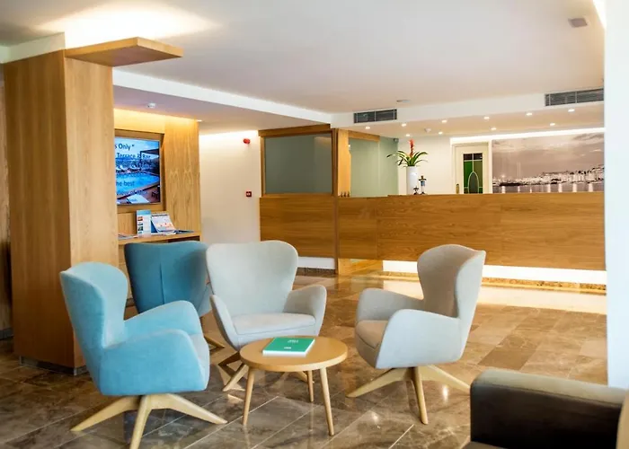 Invisa Casa Luis Aparthotel Santa Eularia des Riu