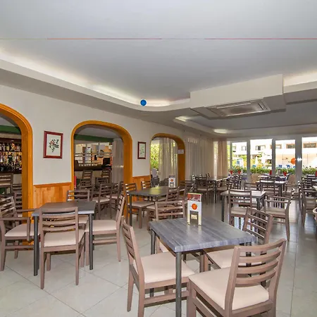 Aparthotel Casa Luis Santa Eularia des Riu